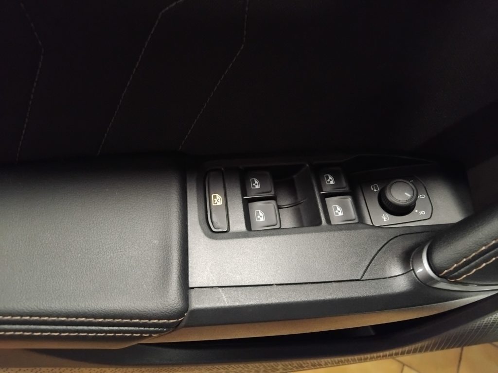 CUPRA Formentor 1.5 e-Hybrid DSG - 18