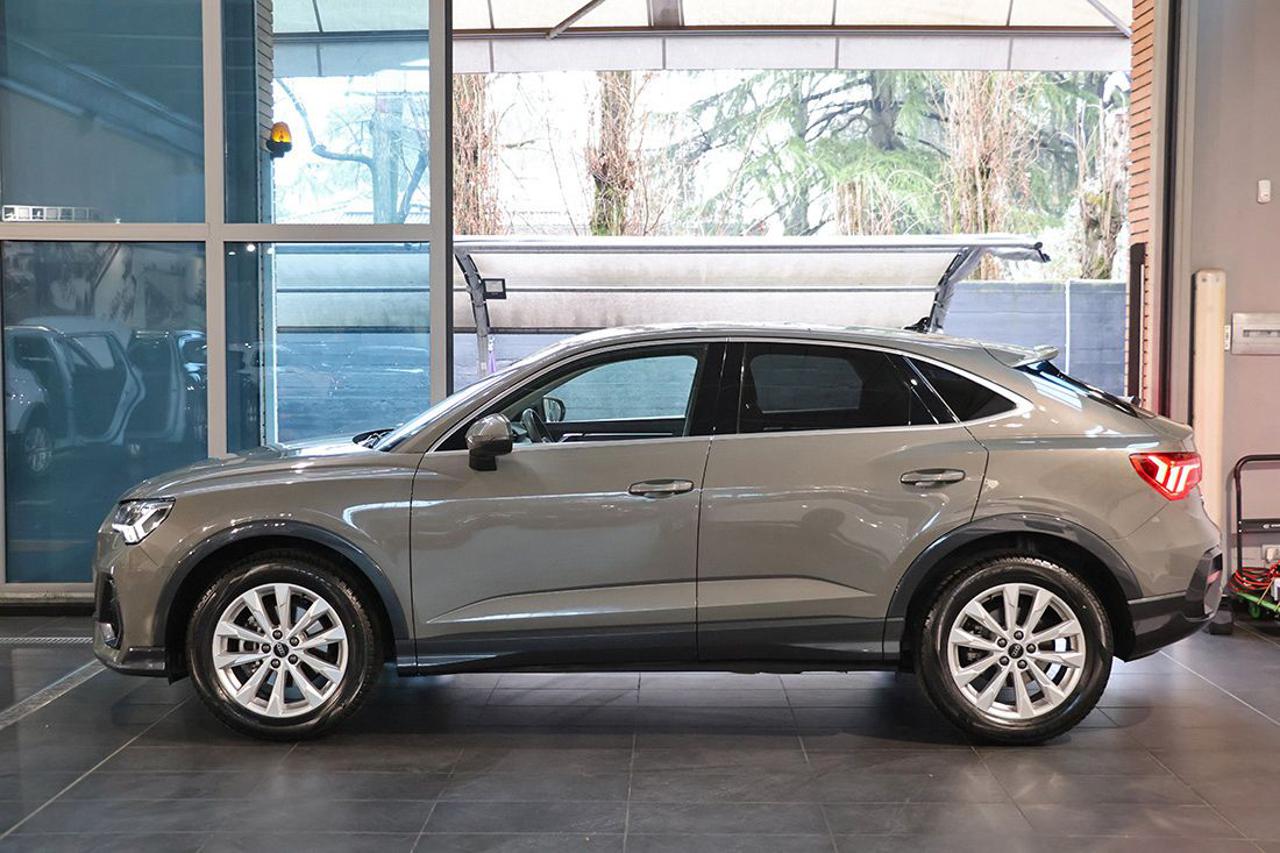 AUDI Q3 35 TDI Sportback S-Tronic Business Plus - 3