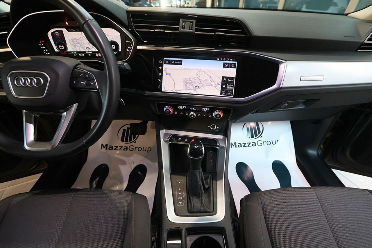 AUDI Q3 35 TDI Sportback S-Tronic Business Plus - 32