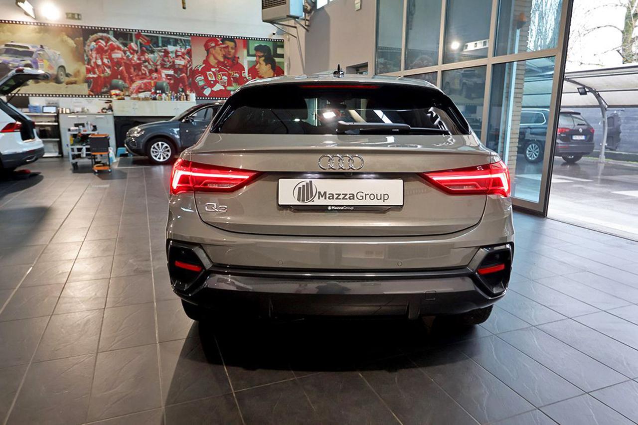 AUDI Q3 35 TDI Sportback S-Tronic Business Plus - 8