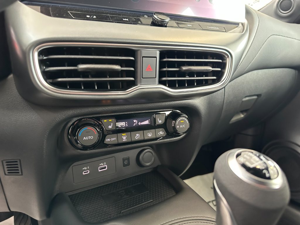 NISSAN Juke 1.0 DIG-T 114 CV N-Connecta - 21