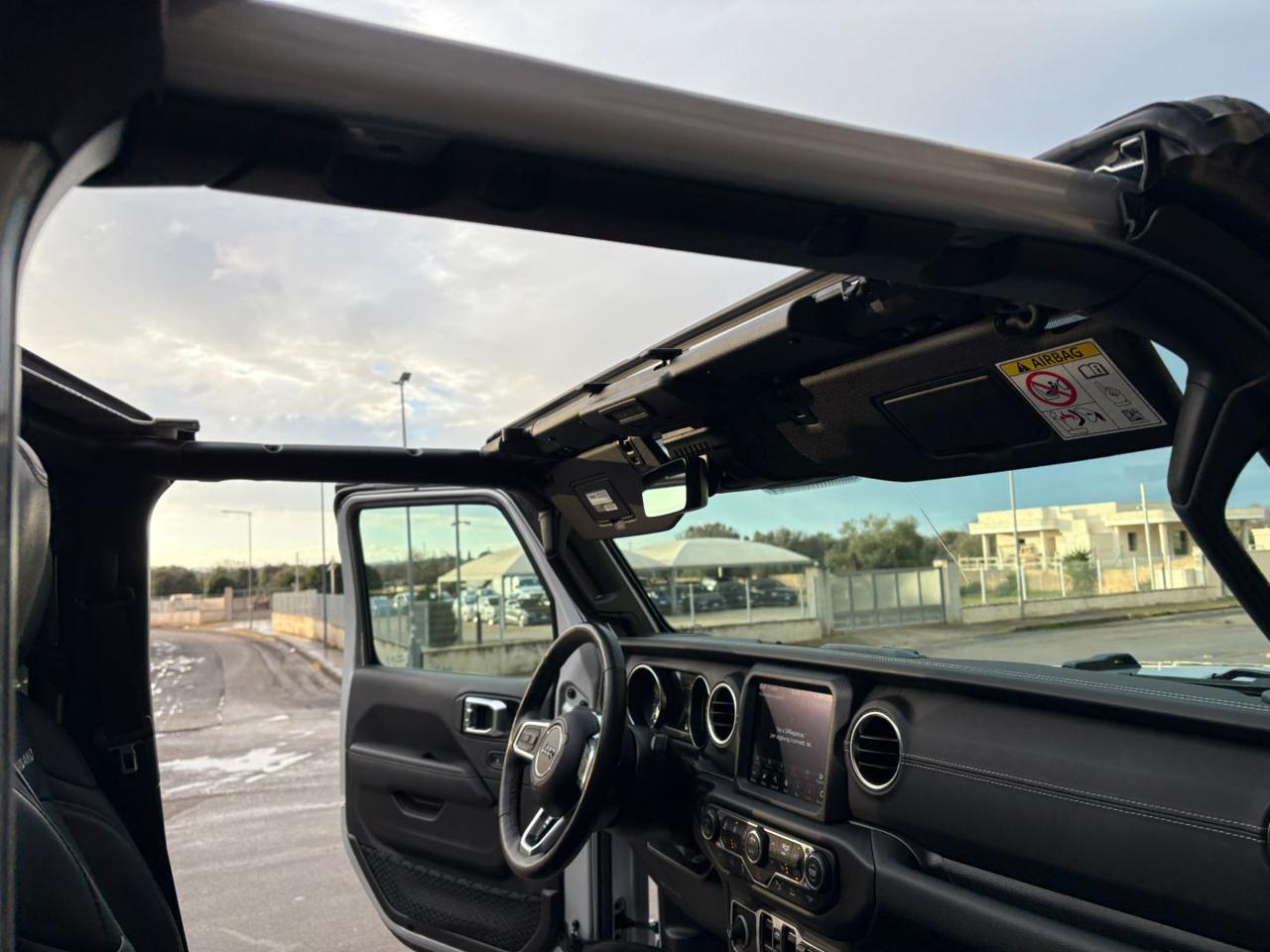 JEEP Wrangler Unlimited 2.0 PHEV ATX 4xe Sahara Overland. - 29