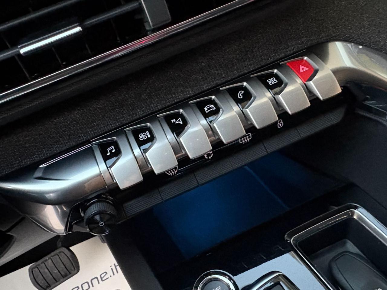 PEUGEOT 3008 1.5 BlueHDi 130 S&S Allure Pack C.AUTOMATICO - 23