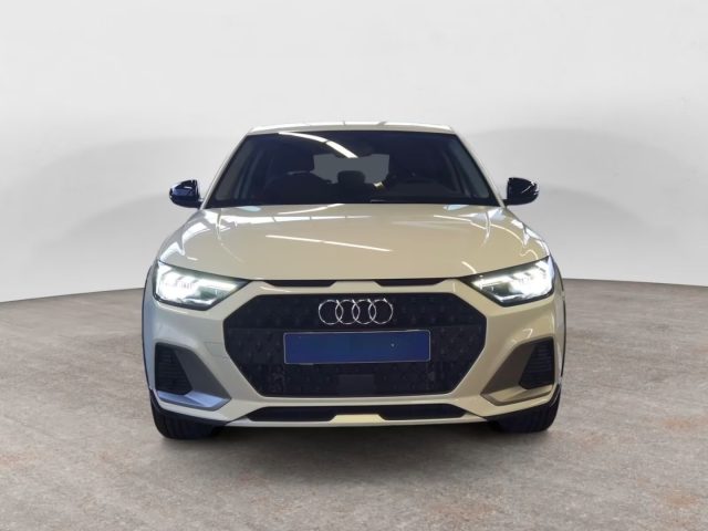 AUDI A1 Bianco pastello
