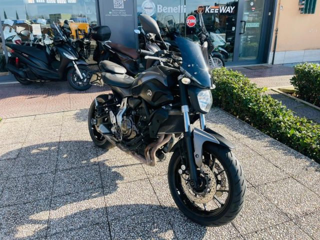 YAMAHA MT-07 Antracite pastello