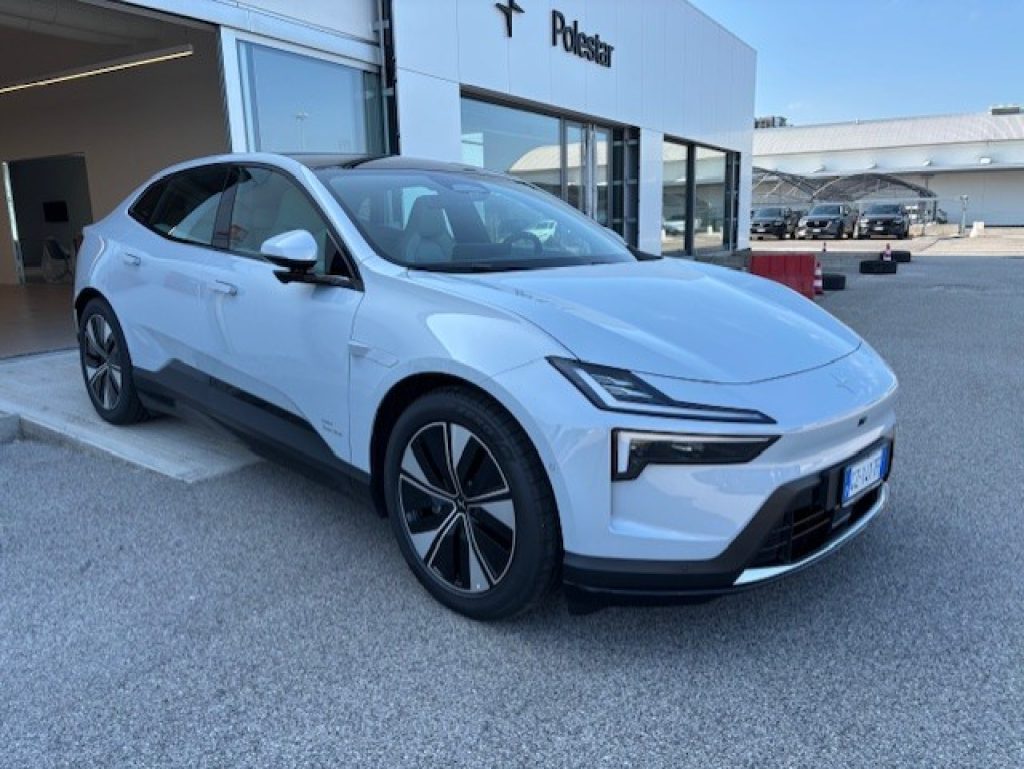 POLESTAR Polestar 4 Long Range Single Motor Plus - Grid Foto 11