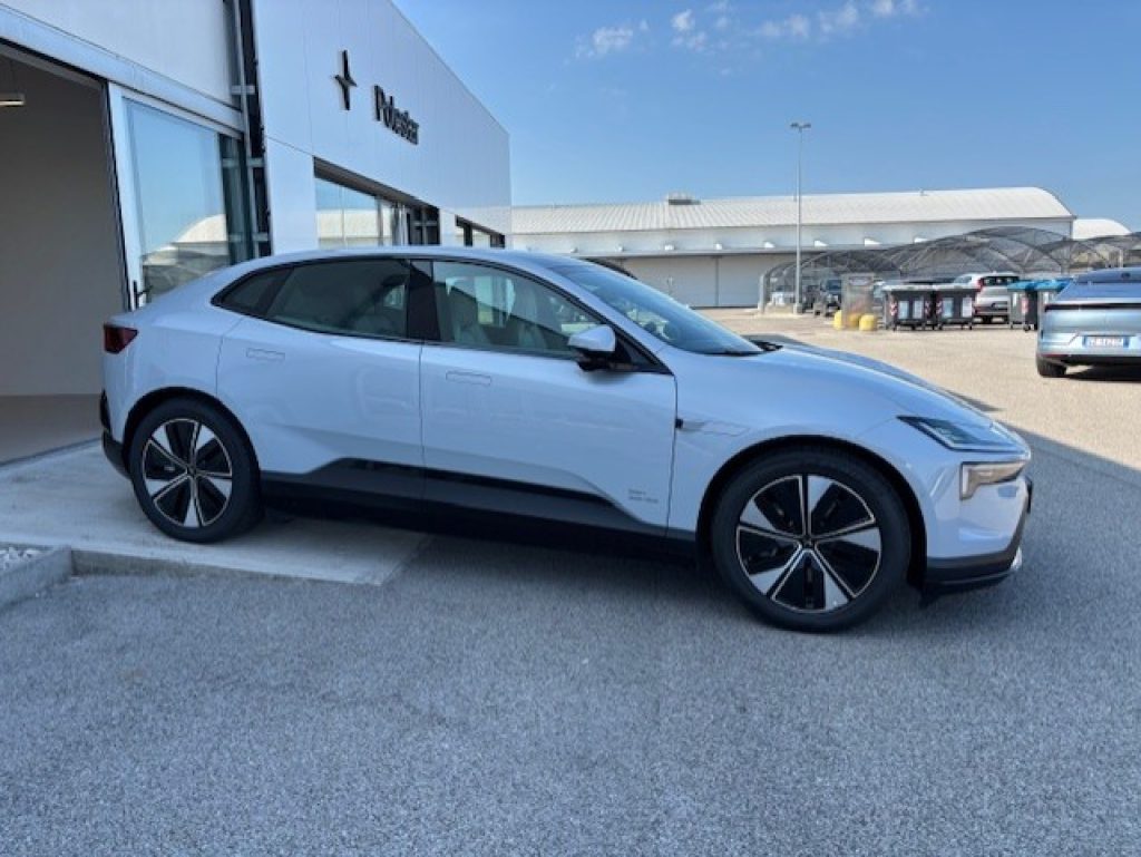 POLESTAR Polestar 4 Long Range Single Motor Plus - Grid Foto 12