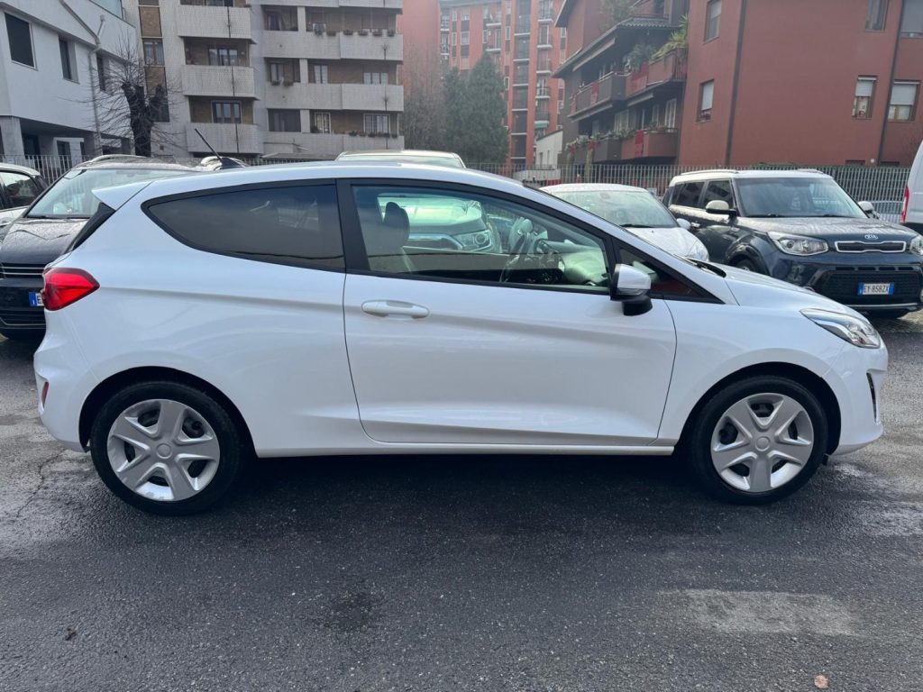 FORD Fiesta 1.1 75 CV 3 porte Van Trend - 4