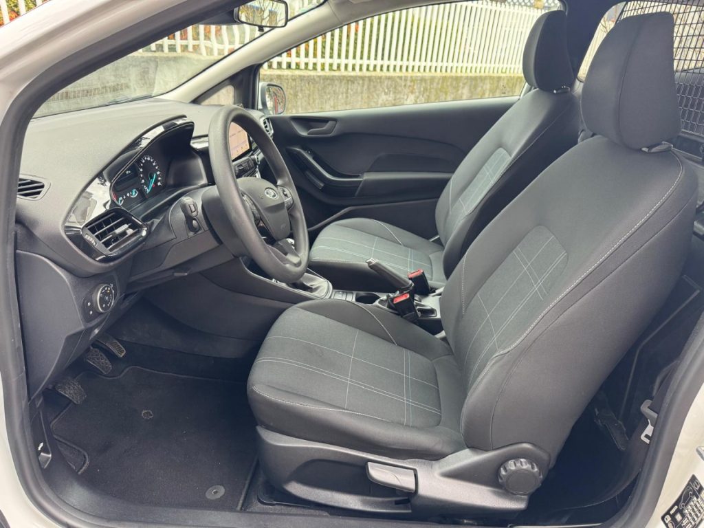FORD Fiesta 1.1 75 CV 3 porte Van Trend - 9