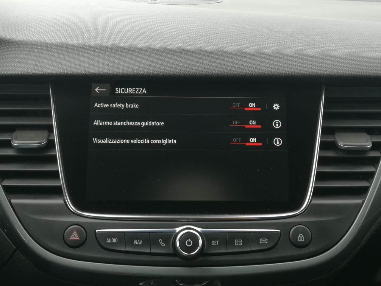 OPEL Crossland 1.2 Turbo 12V 130 CV aut. Start&Stop Elegance - 18