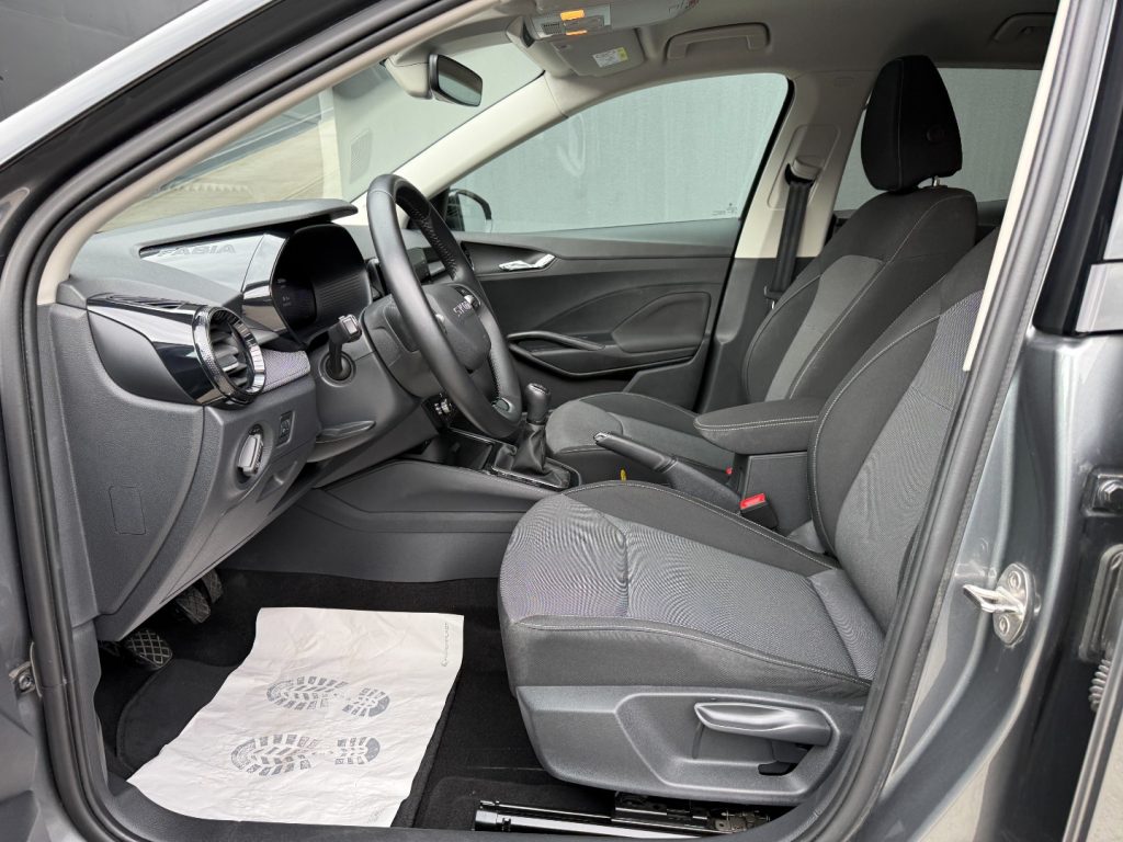 SKODA Fabia 1.0 TSI Style Bluetooth Radio LED Smartlink - 4