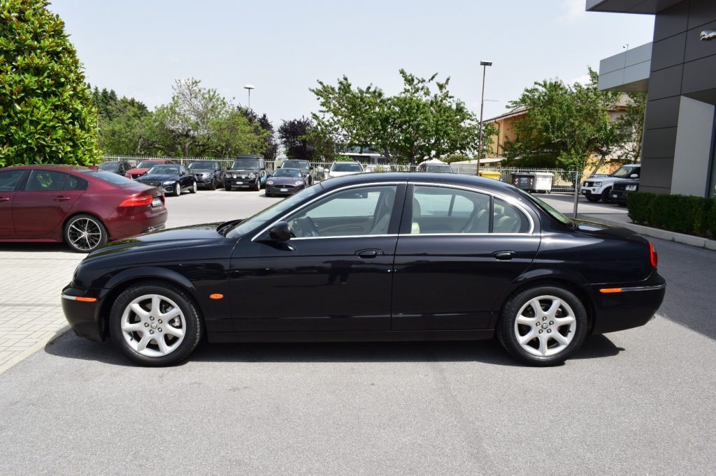 JAGUAR S-Type 2.7 diesel V6 Executive - 4