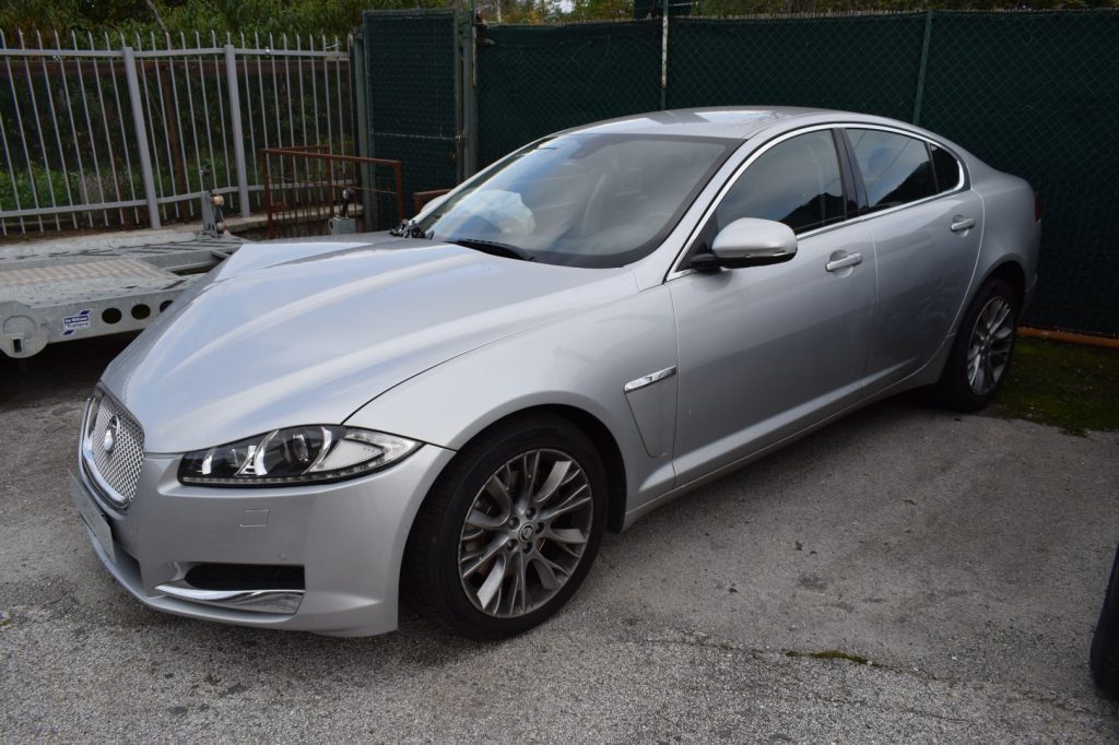 JAGUAR XF 2.2 D 190 CV Luxury FULL OPTIONAL - 4
