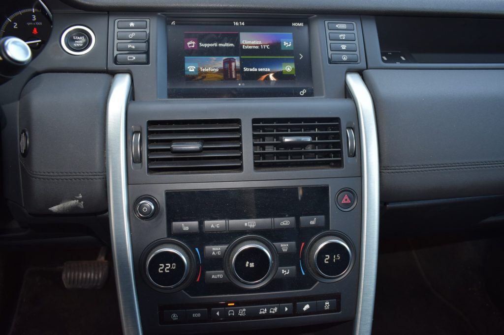 LAND ROVER Discovery Sport 2.0 TD4 150 CV AWD Auto SE - 16