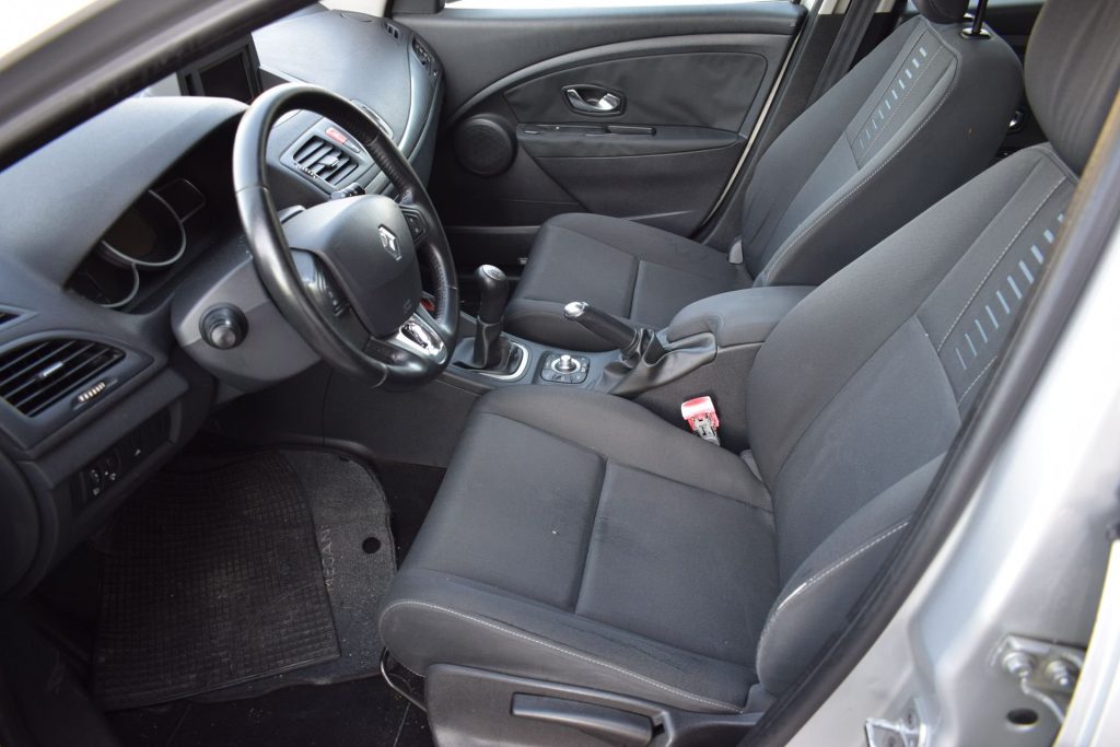 RENAULT Megane Mégane 1.5 dCi 90CV SporTour Confort PER OPERATORI - 10