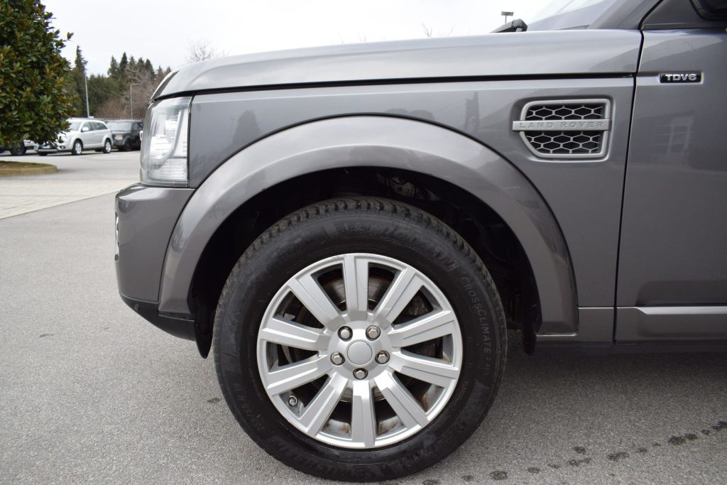 LAND ROVER Discovery Discovery 4 3.0 TDV6 211CV S - 24