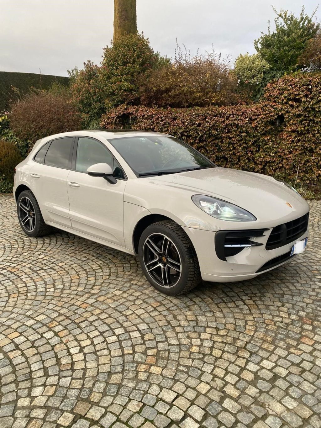 PORSCHE Macan 2.0 - 3