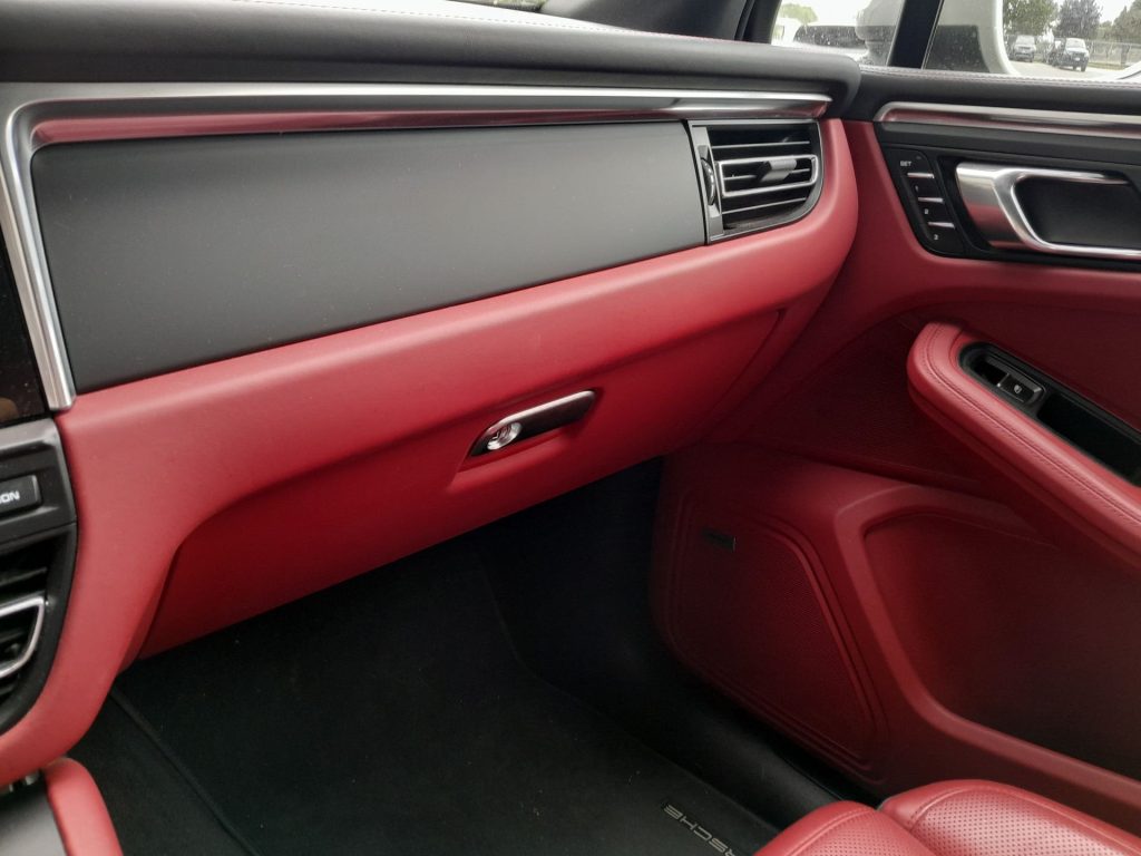 PORSCHE Macan 2.0 - 15