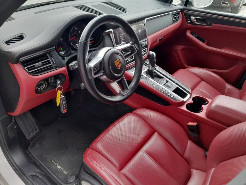 PORSCHE Macan 2.0 - 16