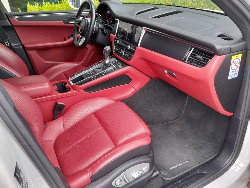 PORSCHE Macan 2.0 - 17