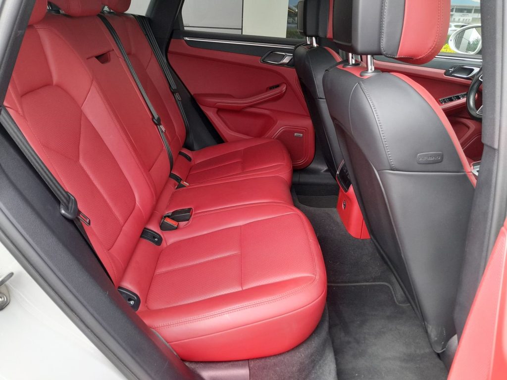 PORSCHE Macan 2.0 - 27