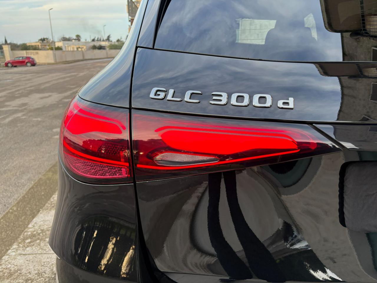 MERCEDES-BENZ GLC 300 d 4Matic Mild Hybrid AMG Line Premium. - 52