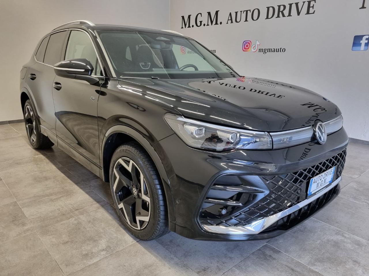 VOLKSWAGEN Tiguan 2.0 TDI 150 CV DSG R-Line - 35