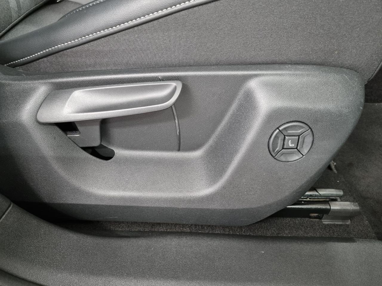 VOLKSWAGEN Tiguan 2.0 TDI 150 CV DSG R-Line - 32