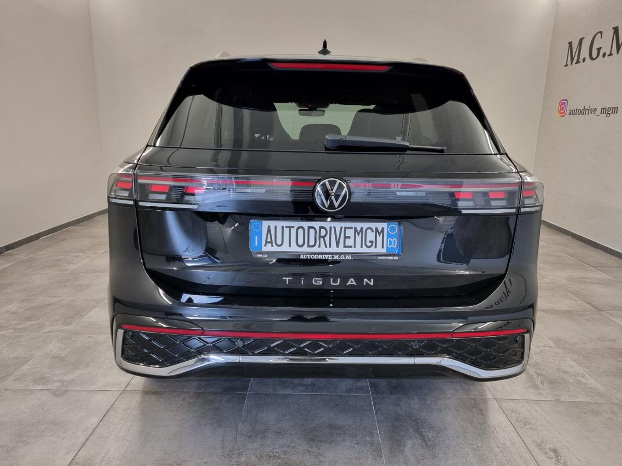 VOLKSWAGEN Tiguan 2.0 TDI 150 CV DSG R-Line - 3