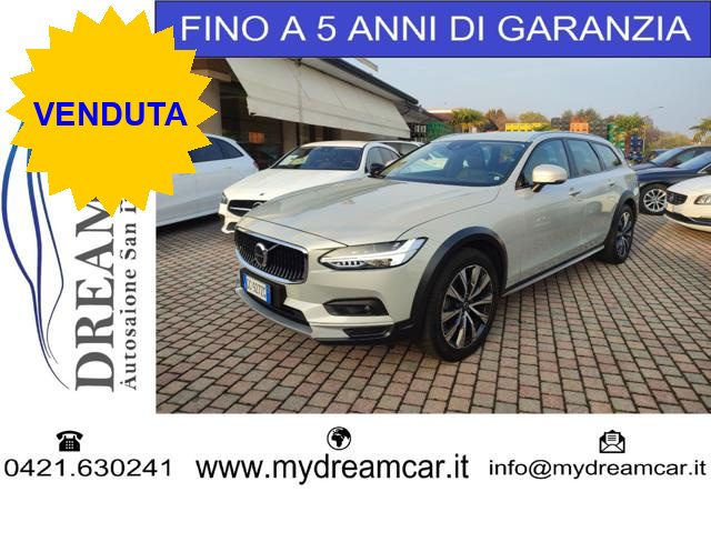 VOLVO V90 Cross Country Grigio pastello