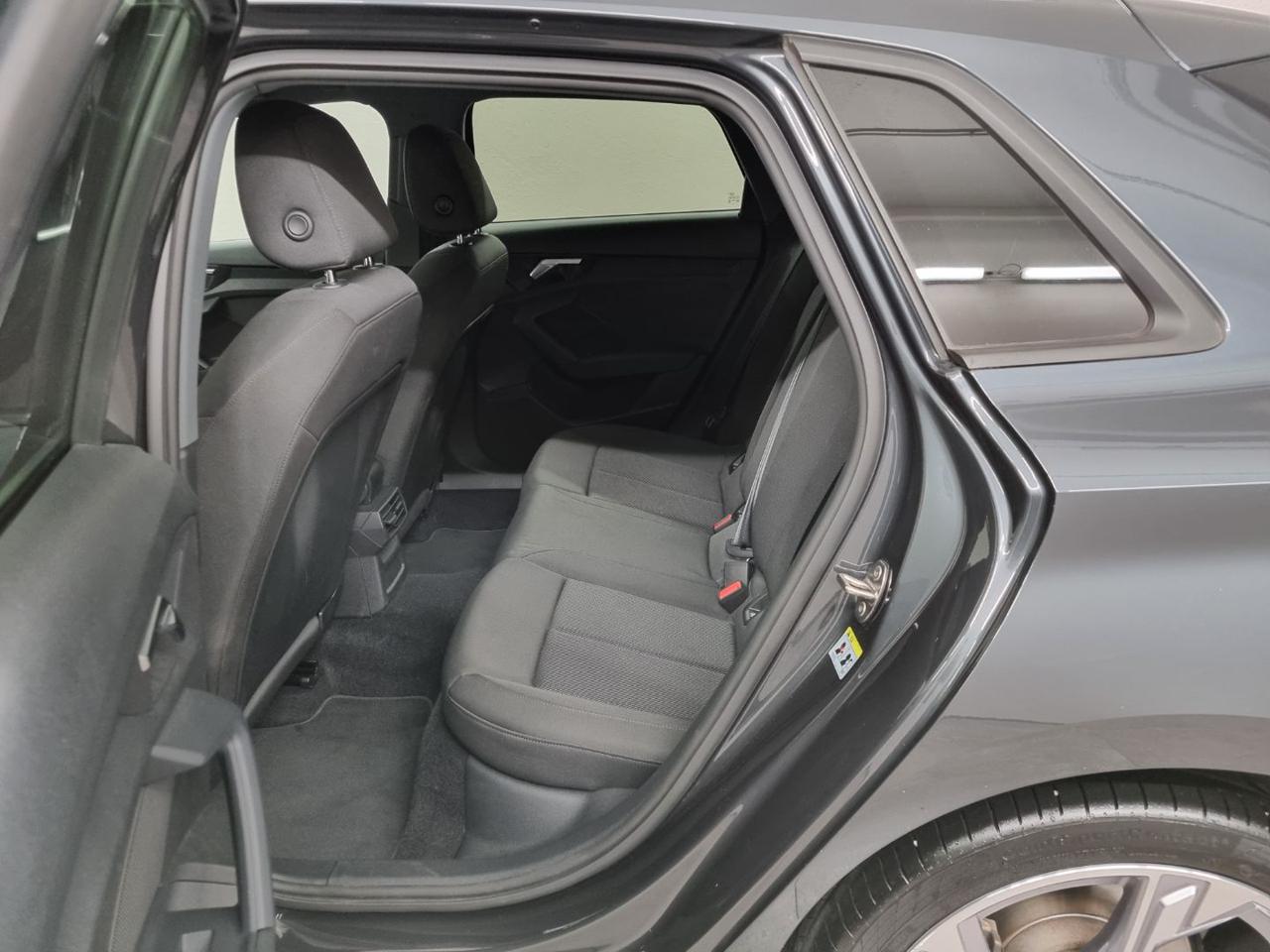 AUDI A3 SPB 35 TFSI S tronic Business Advanced - 10