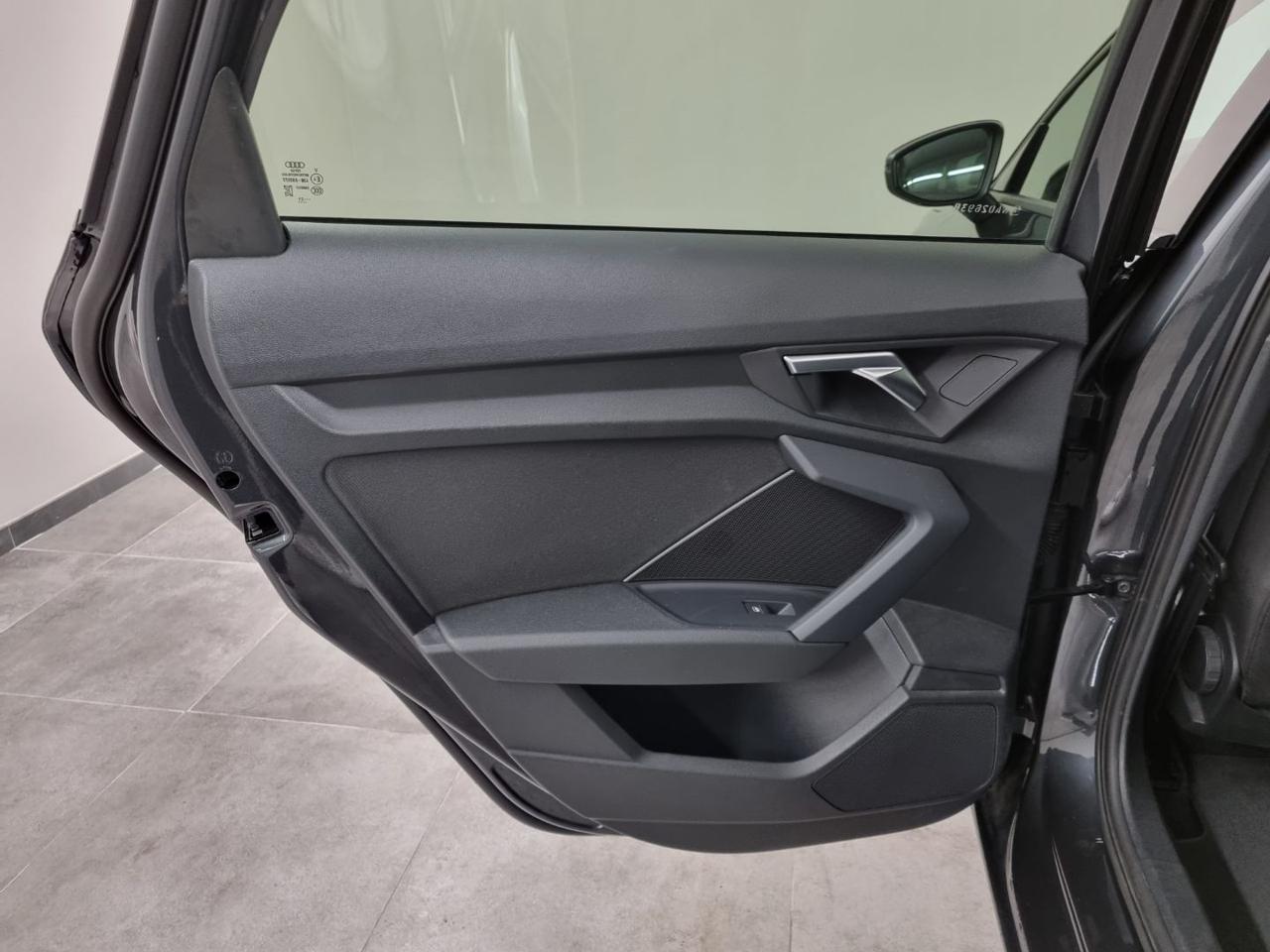 AUDI A3 SPB 35 TFSI S tronic Business Advanced - 24