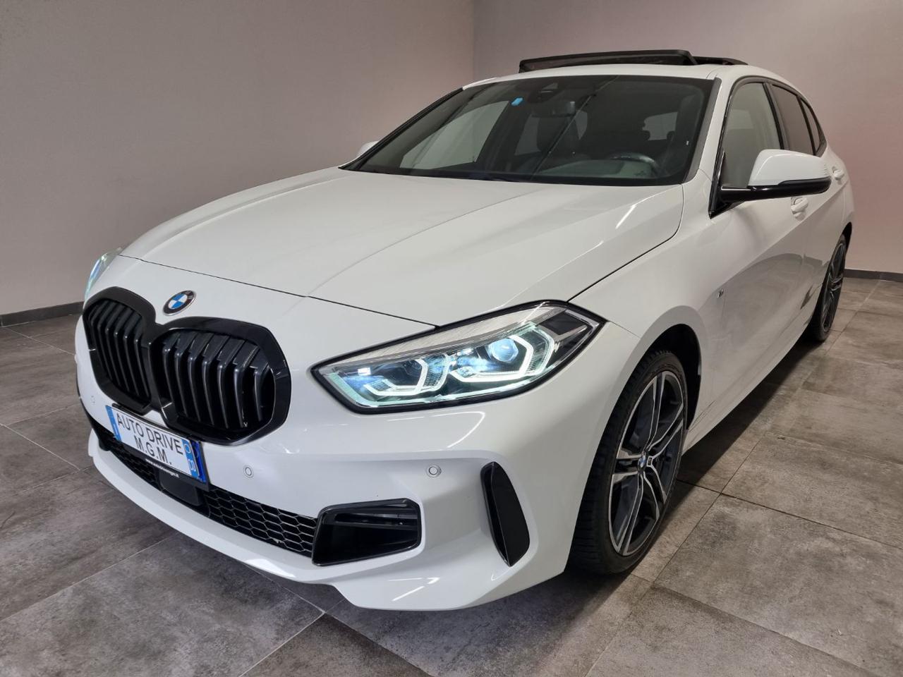 BMW 120 d xDrive 5p. Msport - 32