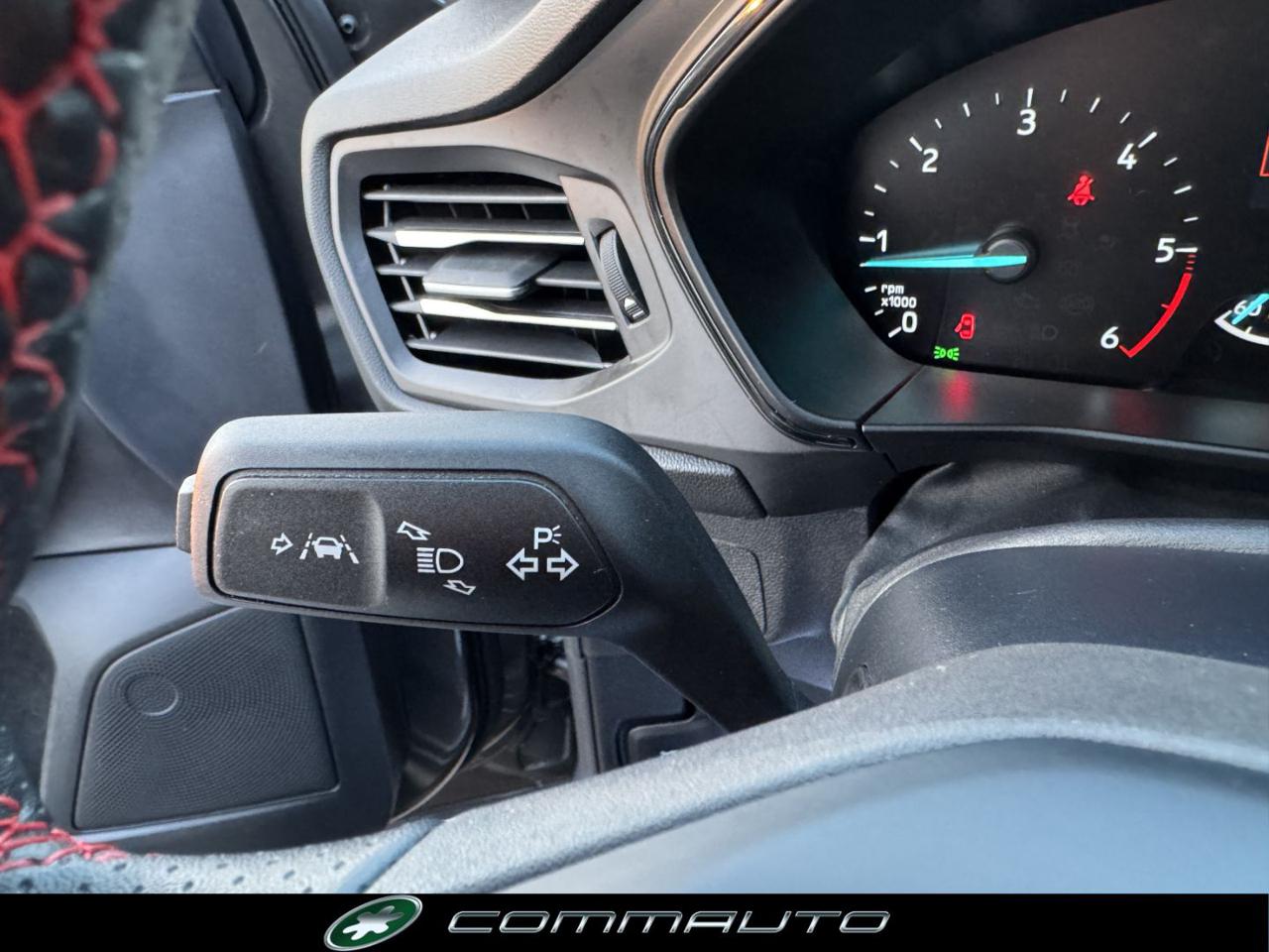 FORD Focus 1.5 EcoBlue 115 CV automatico 5p. ST-Line - 26