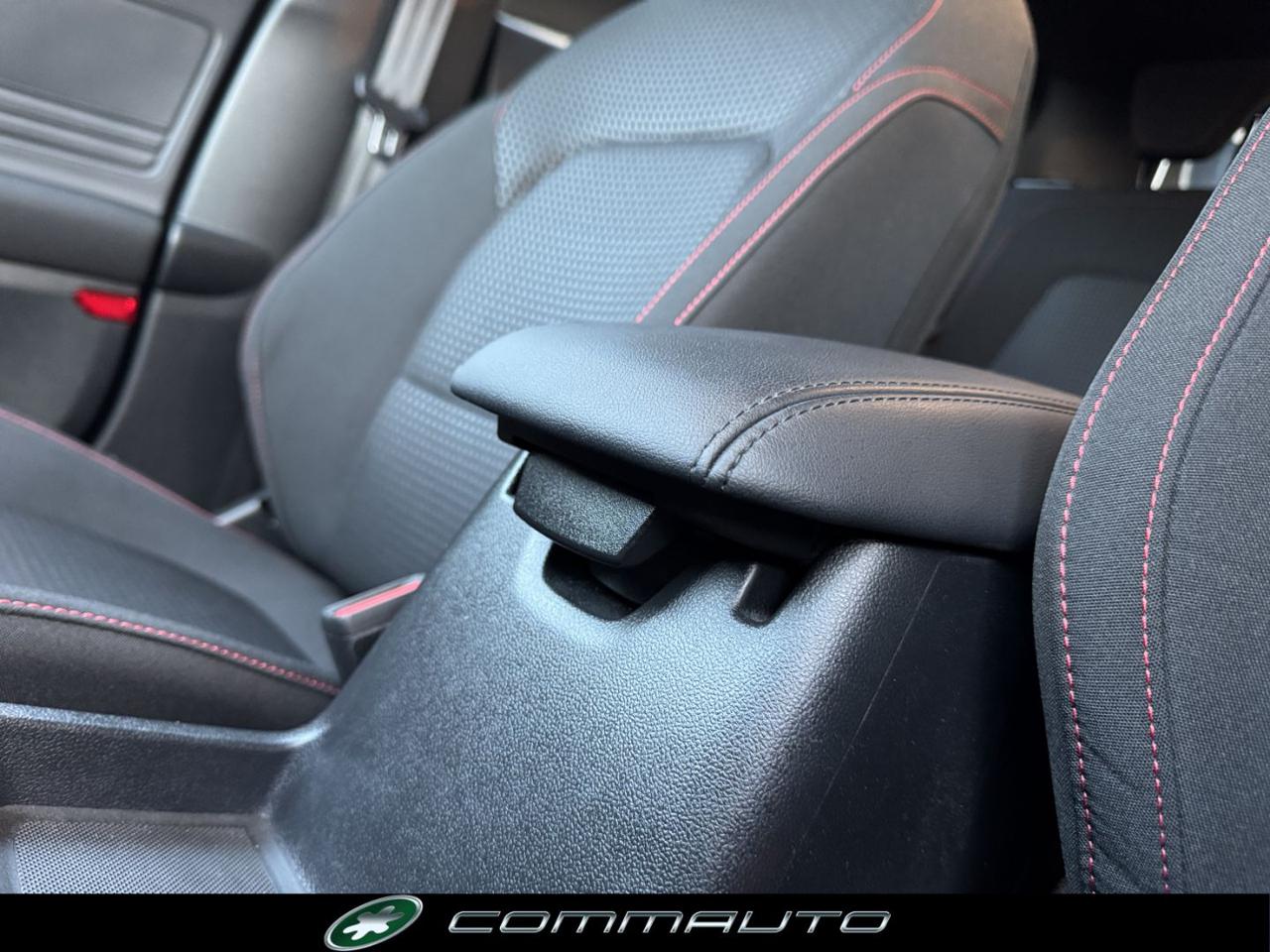 FORD Focus 1.5 EcoBlue 115 CV automatico 5p. ST-Line - 23