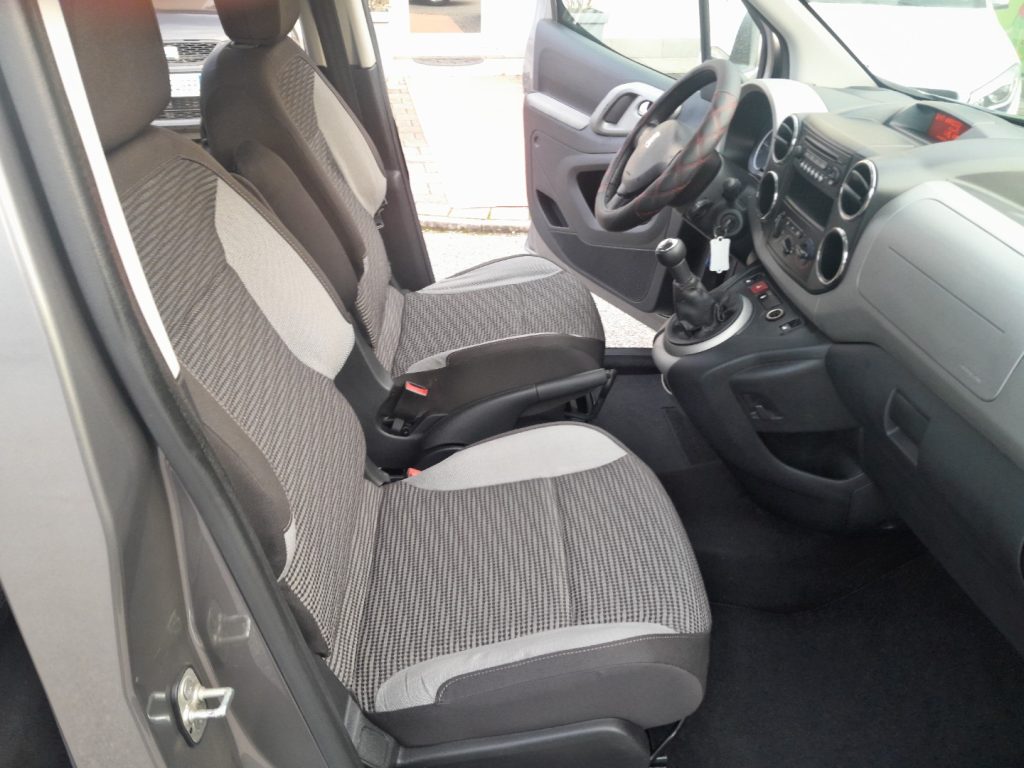PEUGEOT Partner Tepee 1.6 HDi 110CV Premium - 10