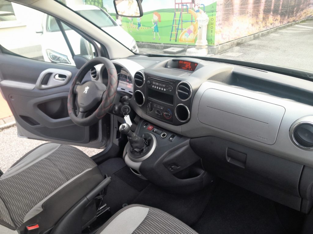 PEUGEOT Partner Tepee 1.6 HDi 110CV Premium - 9