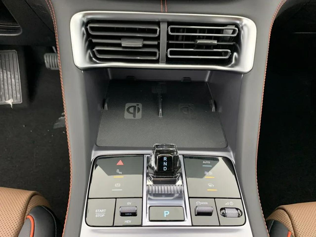 BYD Seal U DM-i 1.5 218 CV PHEV Comfort - 6