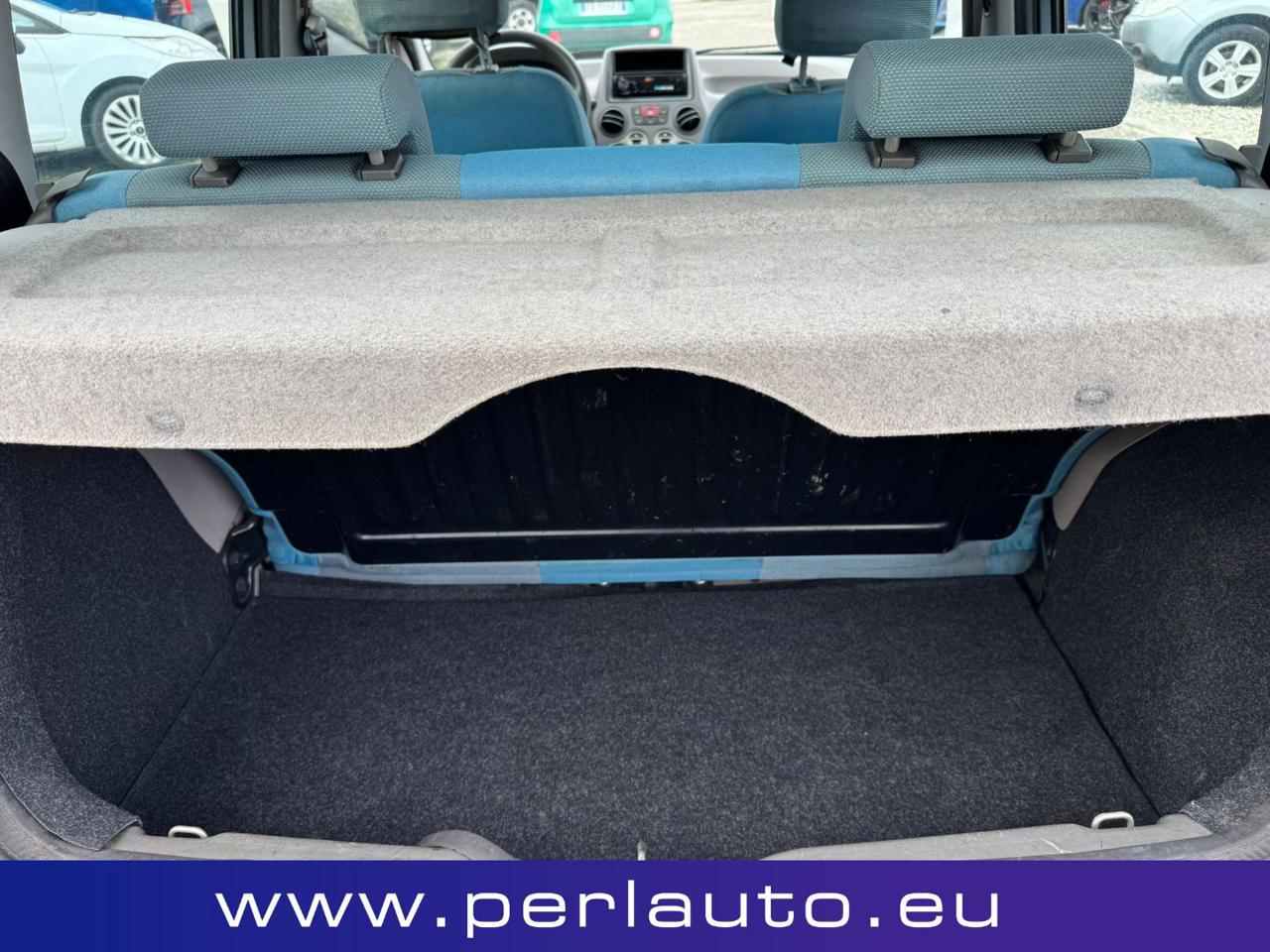 FIAT Panda 1.2 Emotion - 13