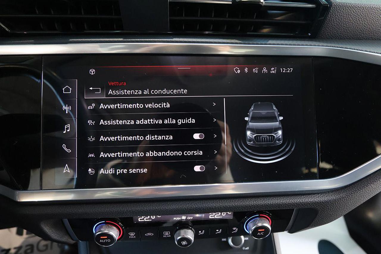 AUDI Q3 35 TDI Quattro S-Tronic Business Advanced - 25