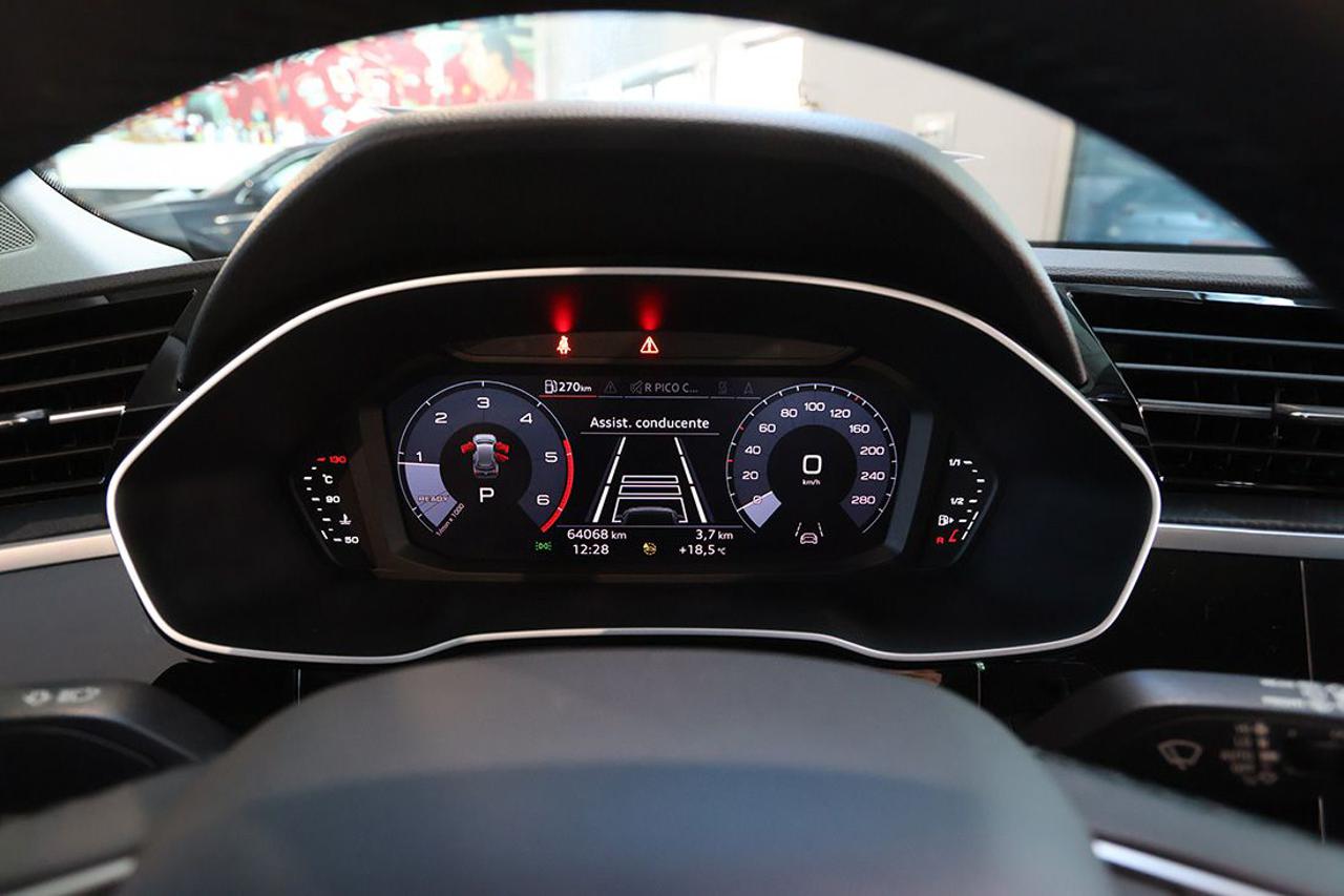 AUDI Q3 35 TDI Quattro S-Tronic Business Advanced - 29