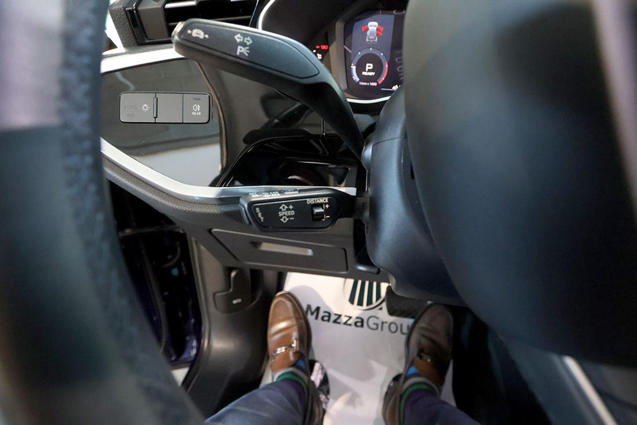 AUDI Q3 35 TDI Quattro S-Tronic Business Advanced - 21