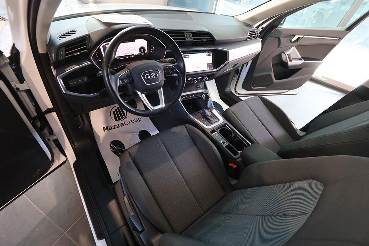 AUDI Q3 35 TFSI Sportback S-Tronic Business Plus - 14