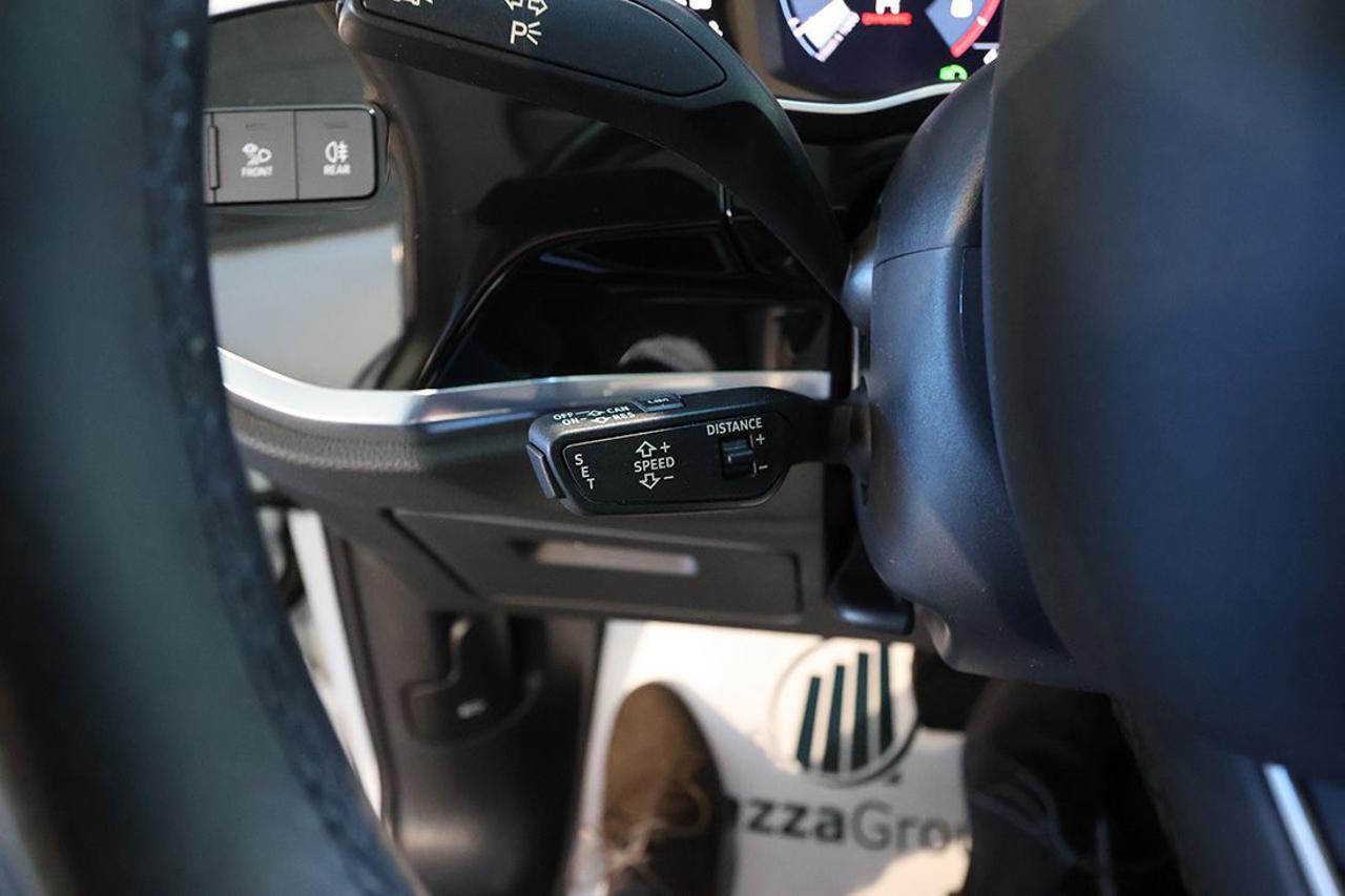 AUDI Q3 35 TFSI Sportback S-Tronic Business Plus - 22