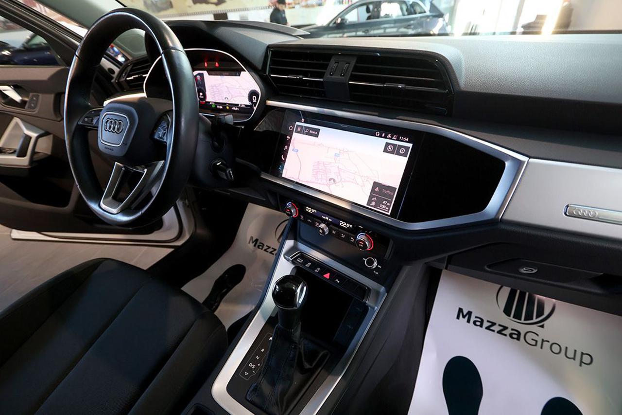 AUDI Q3 35 TFSI Sportback S-Tronic Business Plus - 35