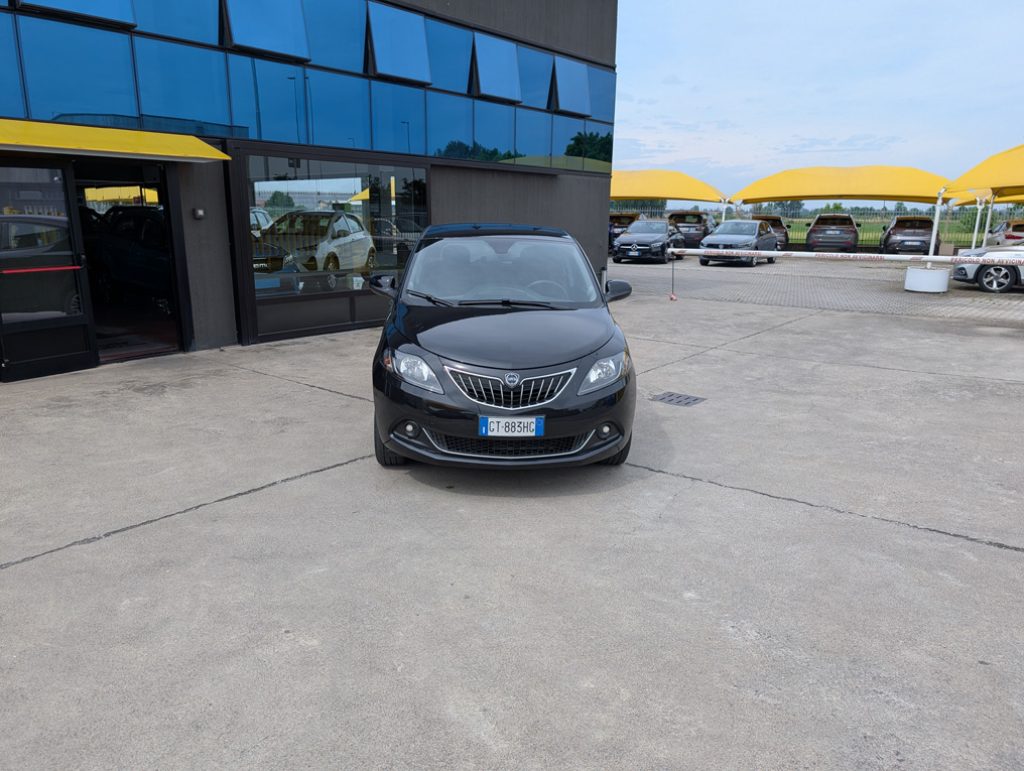LANCIA Ypsilon 1.0 FireFly 5p S&S Hybrid Platino OK NEOPATENTATI - 2