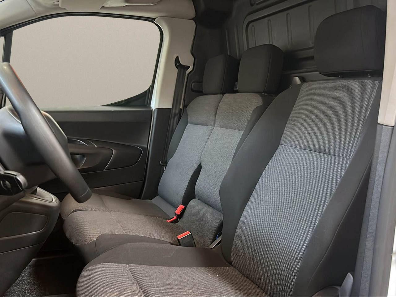 PEUGEOT Partner BlueHDi 130 S&S PC Furgone Premium L1 - 10