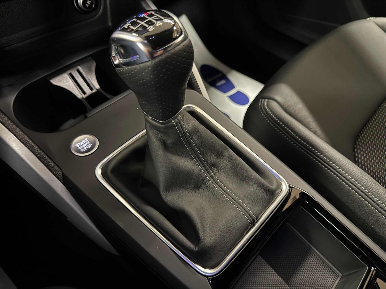 AUDI Q2 30 TDI S line Interiors Km 2067 - 13