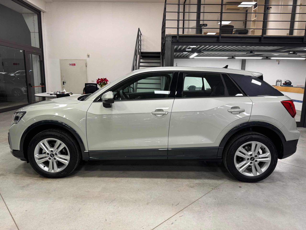 AUDI Q2 30 TDI S line Interiors Km 2067 - 23