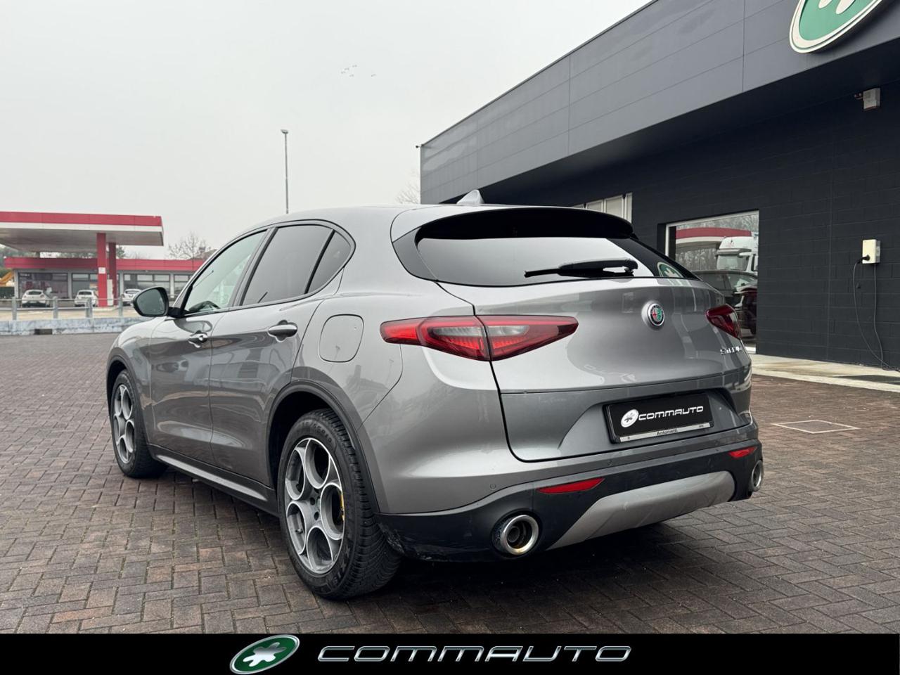 ALFA ROMEO Stelvio 2.2 Turbodiesel 190 CV AT8 RWD Business - 4